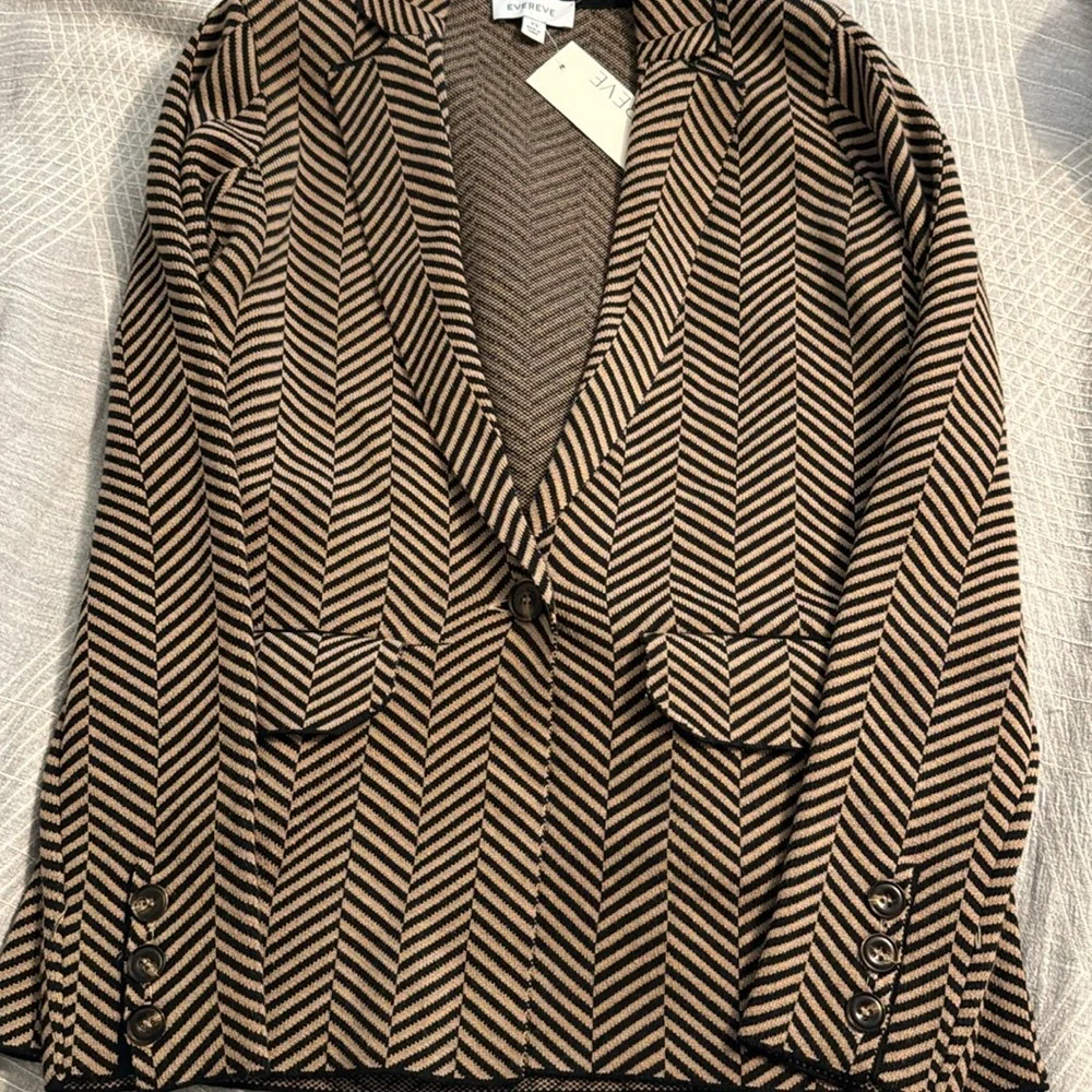 Evereve Cornelia Herringbone Blazer Size XS NWT it’s sold out at store - Picture 9 of 9